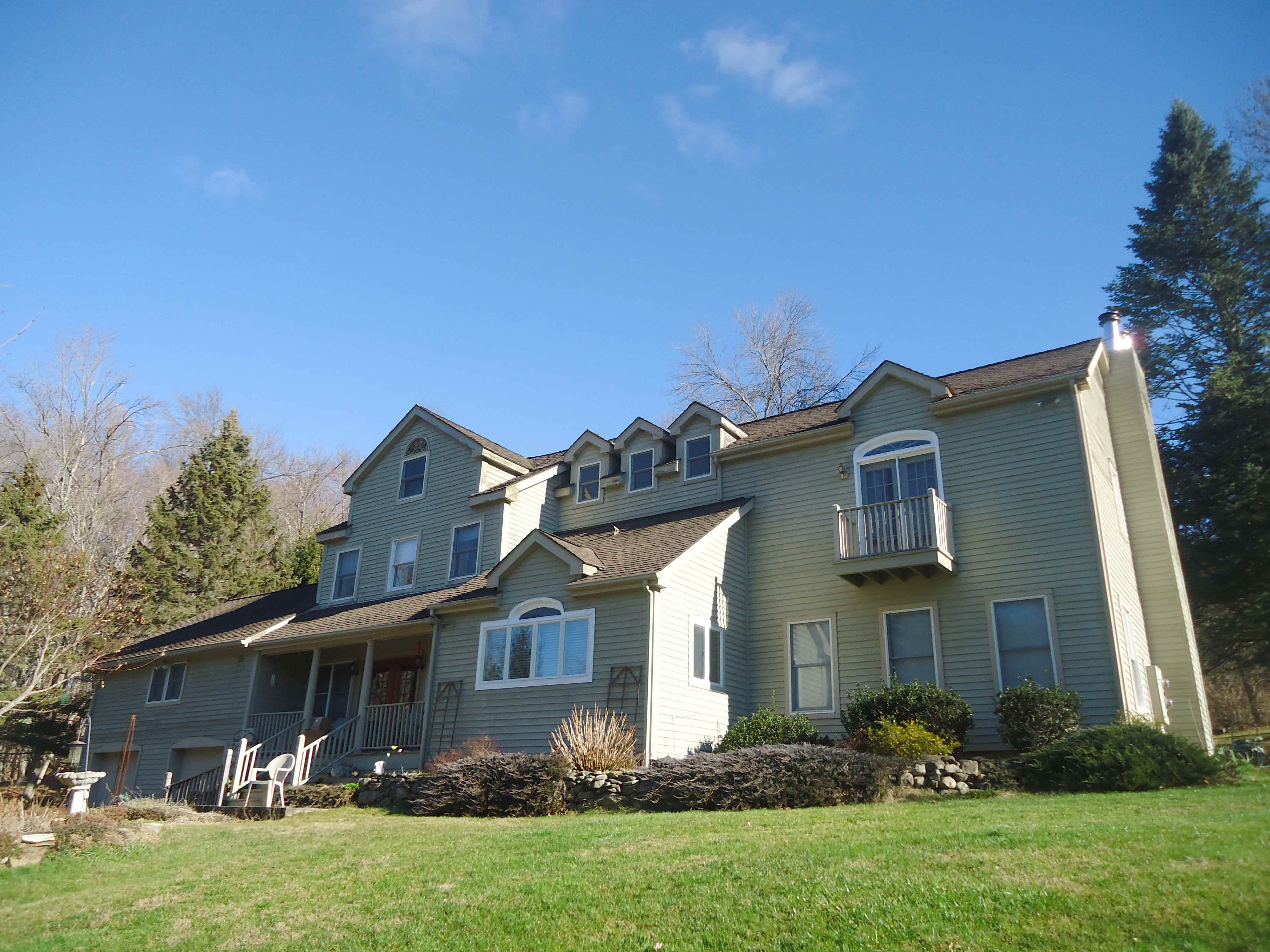 Building photograph for 82 WEWAKA BROOK RD